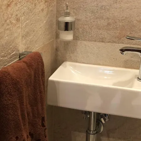 - Apartmanovy Dom Plesnivec Апартаменты Доновалы